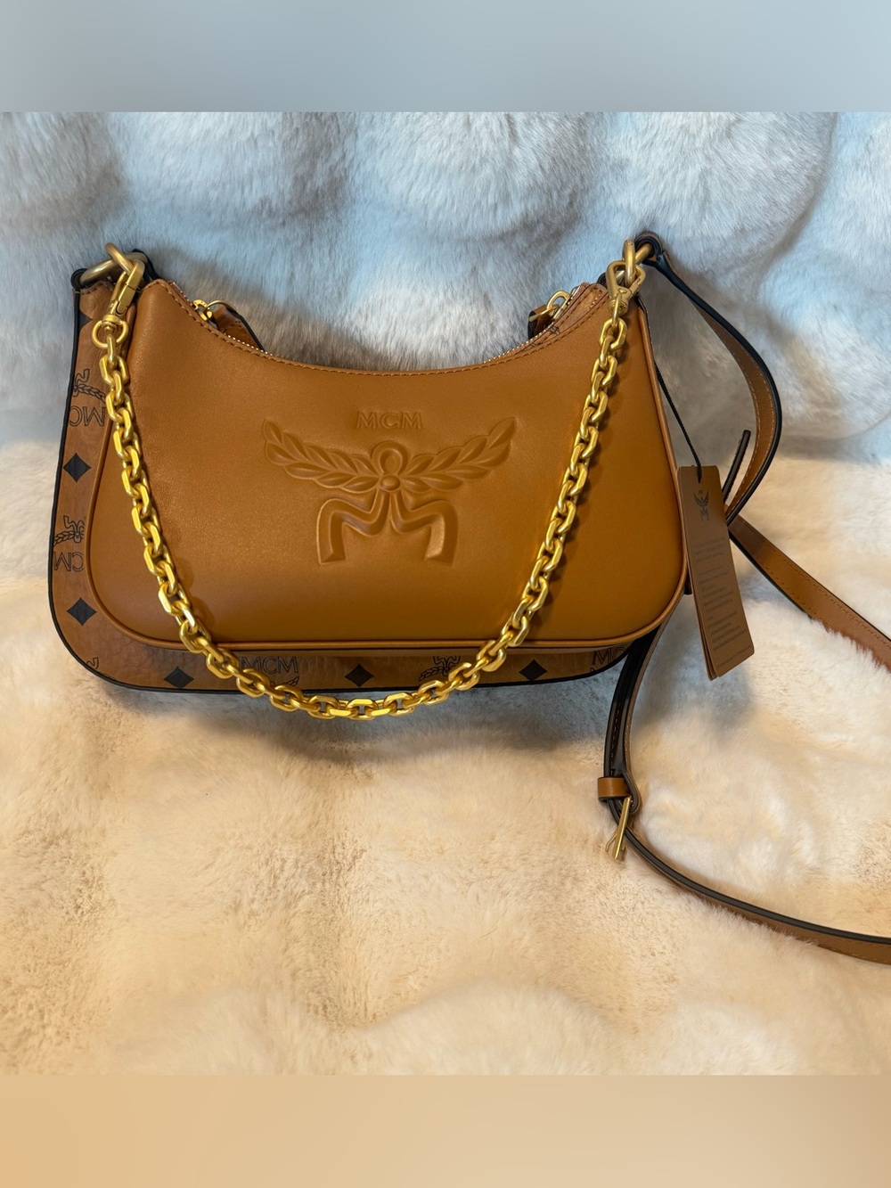 MCM Aren Duo Hobo In Visetos